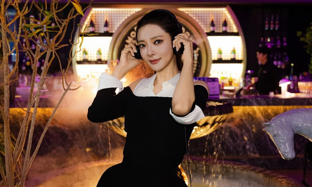 The Vanishing of Silverstar Oh: Has the Queen of Scandal Lastly Run Out of Street? The Vanishing of Silverstar Oh: Has the Queen of Scandal Lastly Run Out of Street?