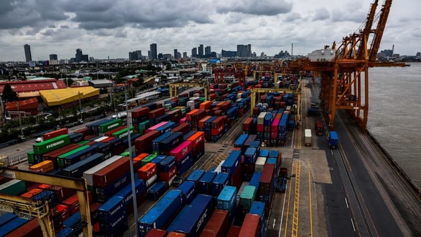 Thailand’s Economy Grows 2.2% in 2025 on Exports and Demand Surge Thailand’s Economy Grows 2.2% in 2025 on Exports and Demand Surge