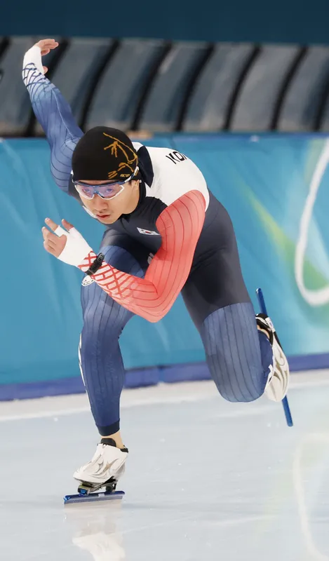 Kim Jun-ho Secures 4th Olympic Speed Skating Ticket in 500m Kim Jun-ho Secures 4th Olympic Speed Skating Ticket in 500m