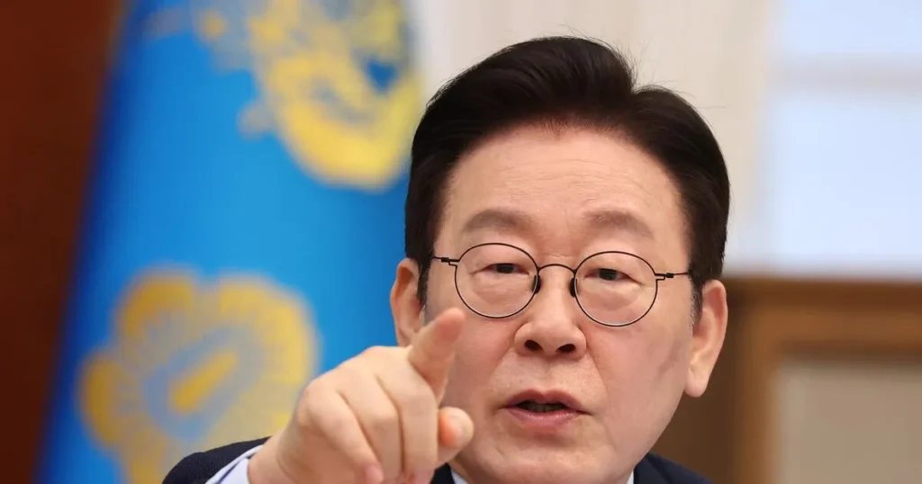 Lee Jae-myung Approval Rating Climbs to 56.5% for Third Week