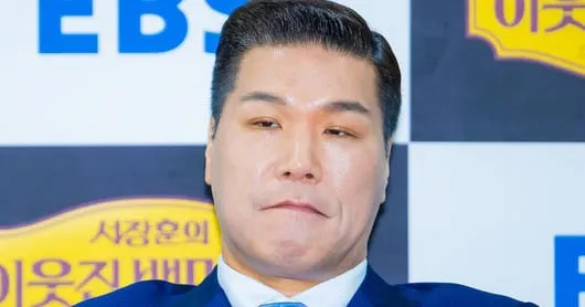 Cheonggukjang Master Earns 10 Billion Won Yearly in Vast Facility Cheonggukjang Master Earns 10 Billion Won Yearly in Vast Facility