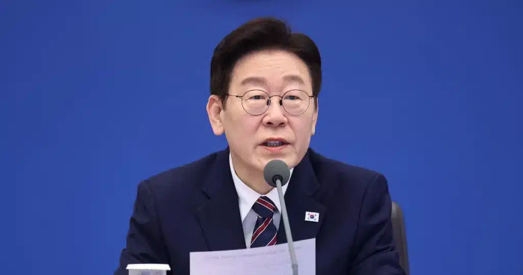 South Koreans Nominated for Nobel Peace Prize, President Lee Hails Model Nation South Koreans Nominated for Nobel Peace Prize, President Lee Hails Model Nation