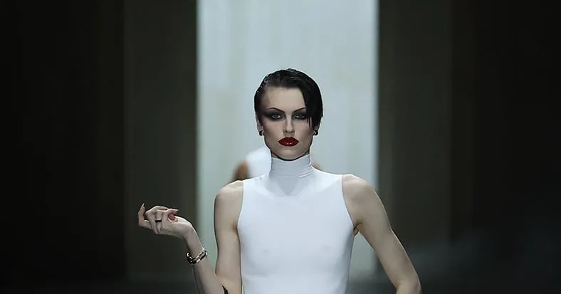 Demna’s Gucci Primavera Debut Ignites Milan Fashion Scene Demna’s Gucci Primavera Debut Ignites Milan Fashion Scene