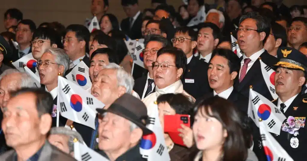 Gyeongnam Marks 107th March 1st Movement Anniversary Event