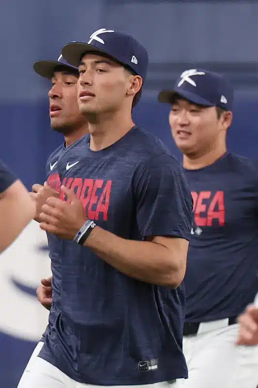 Foreign Stars Join Korean WBC Team: Wittcom Eyes Roster Spot Foreign Stars Join Korean WBC Team: Wittcom Eyes Roster Spot