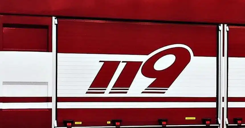 Car Plunges into Gongju Reservoir; Man in 30s Suffers Cardiac Arrest Car Plunges into Gongju Reservoir; Man in 30s Suffers Cardiac Arrest