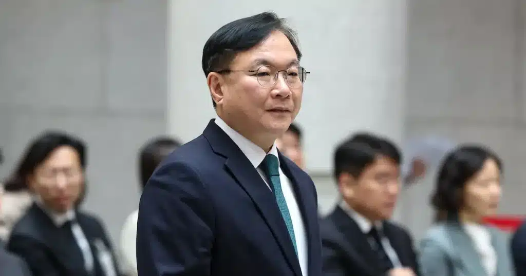 Chief Justice Jo Accepts Court Admin Director Park’s Resignation Chief Justice Jo Accepts Court Admin Director Park’s Resignation