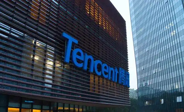 US Weighs Forcing Tencent to Divest Epic, Riot Stakes US Weighs Forcing Tencent to Divest Epic, Riot Stakes