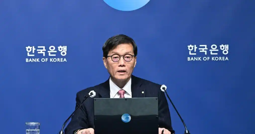 BOK Governor: Government Policies Limited, Share Risks with Private Banks