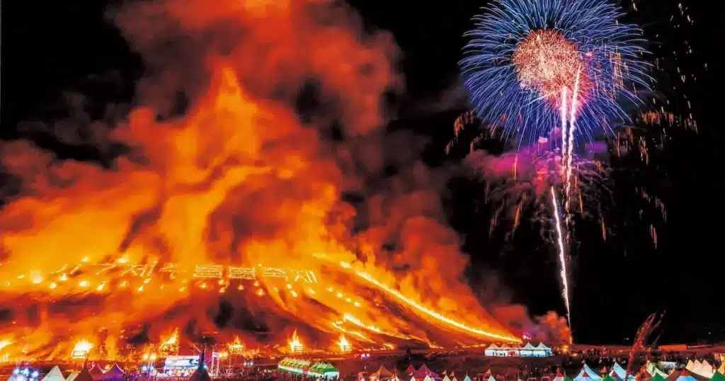 Jeju Dullebolchuk Festival Ignites Scents and Fire Experiences