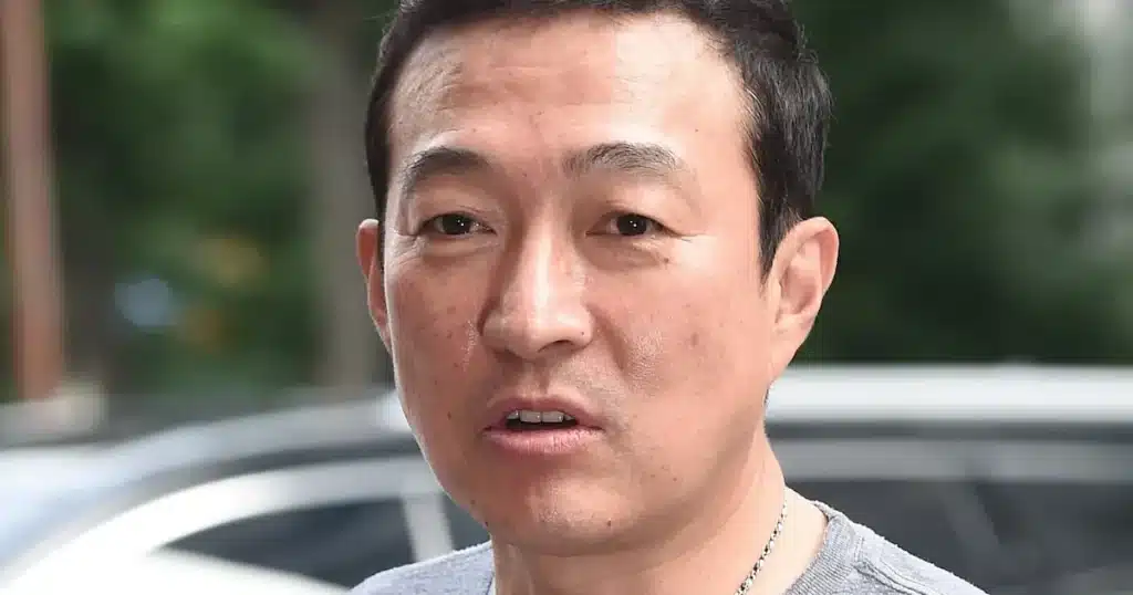 Actor Lee Jae-ryong Probed for Drunk Driving and Assault in Gangnam Crash