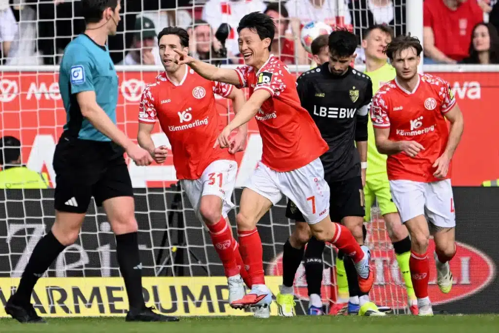 Lee Jae-sung Nets Bundesliga’s Top Header in Mainz 2-2 Thriller vs Stuttgart