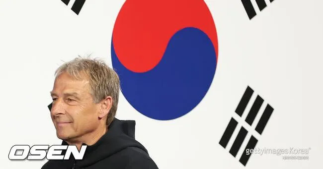 Klinsmann Self-Nominates for Tottenham Amid Relegation Scare Klinsmann Self-Nominates for Tottenham Amid Relegation Scare