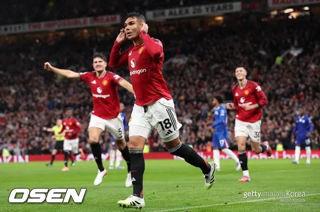 Man Utd Rejects Casemiro Renewal Amid Fan Chants for Extra Year Man Utd Rejects Casemiro Renewal Amid Fan Chants for Extra Year