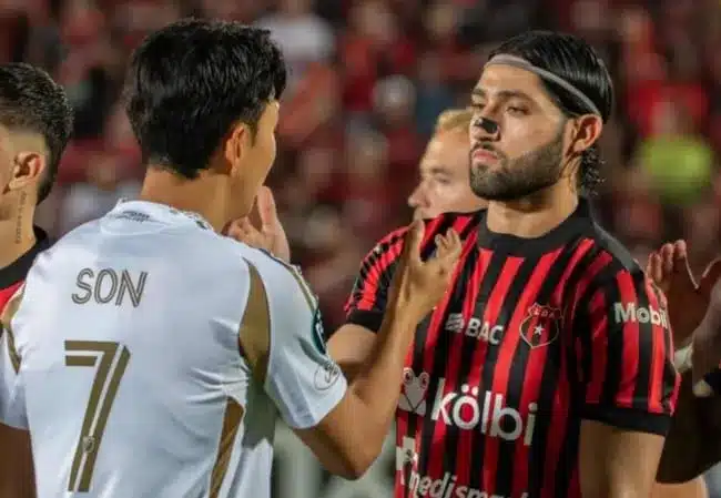 Son Heung-Min Shows Class After Brutal Tackle in LAFC’s CONCACAF Win Son Heung-Min Shows Class After Brutal Tackle in LAFC’s CONCACAF Win