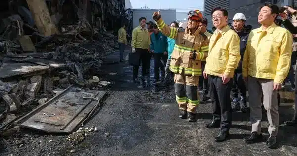 President Lee Vows Thorough Probe, Full Accountability in Daejeon Fire President Lee Vows Thorough Probe, Full Accountability in Daejeon Fire