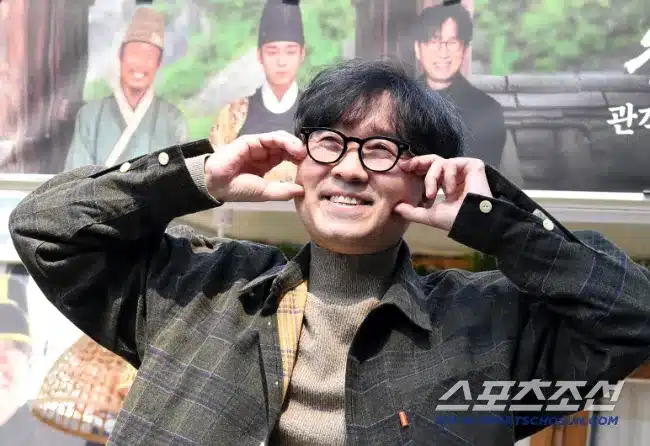 Jang Hang-jun Funds Staff’s 50M Won Europe Trip: Heartwarming Tale Jang Hang-jun Funds Staff’s 50M Won Europe Trip: Heartwarming Tale