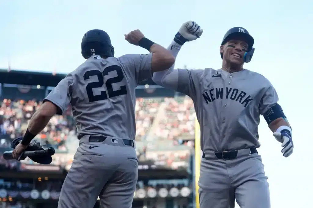 Aaron Judge Blasts Back-to-Back Homer in Yankees-Giants Thriller
