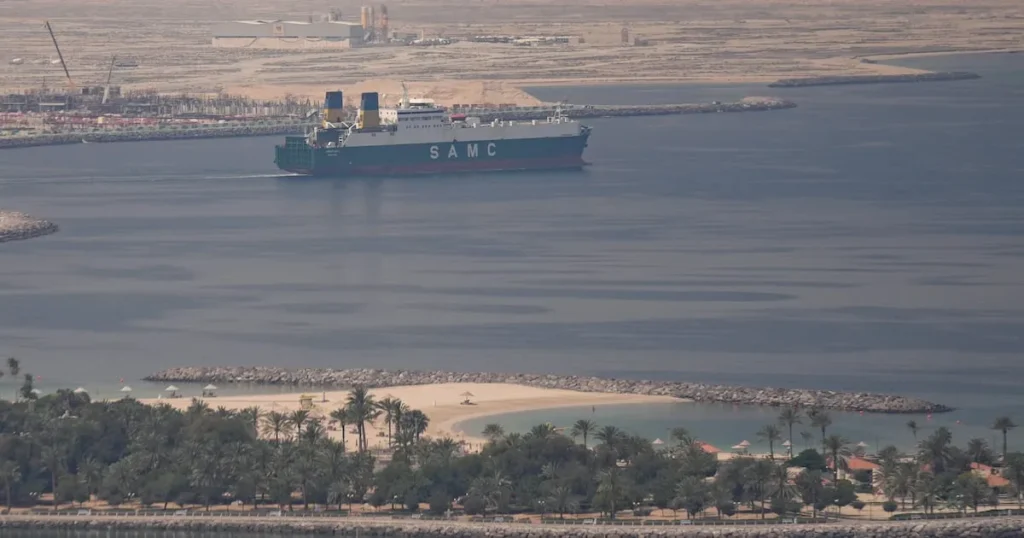 Iranian Attack on Kuwaiti Tanker Spills 200K Oil Barrels in Dubai