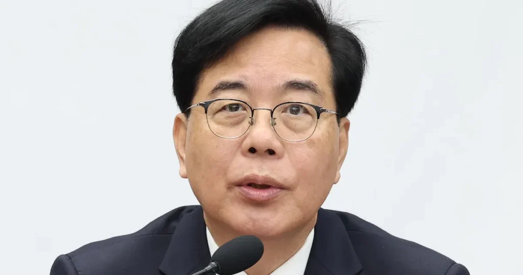 PPP Leader Questions Police Probe in Kim Chang-min Wife Assault Case