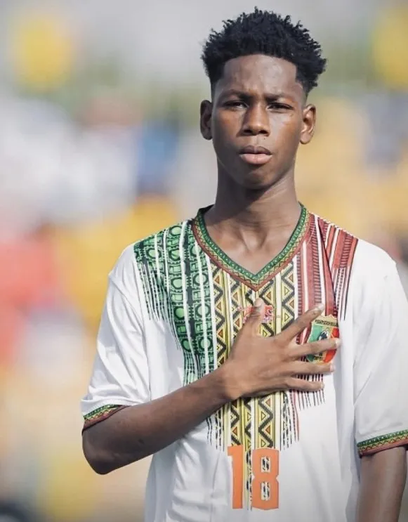 PSG and Barcelona Battle for 16-Year-Old Malian Midfield Prodigy Maïga PSG and Barcelona Battle for 16-Year-Old Malian Midfield Prodigy Maïga