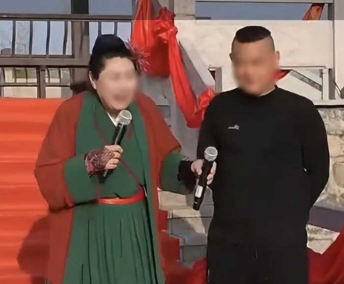Married Man Joins China Blind Date While Wife in Bathroom, Sparks Fury Married Man Joins China Blind Date While Wife in Bathroom, Sparks Fury
