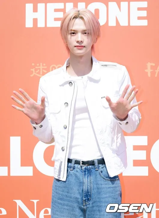 TWS Shinyu Poses at Toy Pop-Up Store Launch in Seoul TWS Shinyu Poses at Toy Pop-Up Store Launch in Seoul