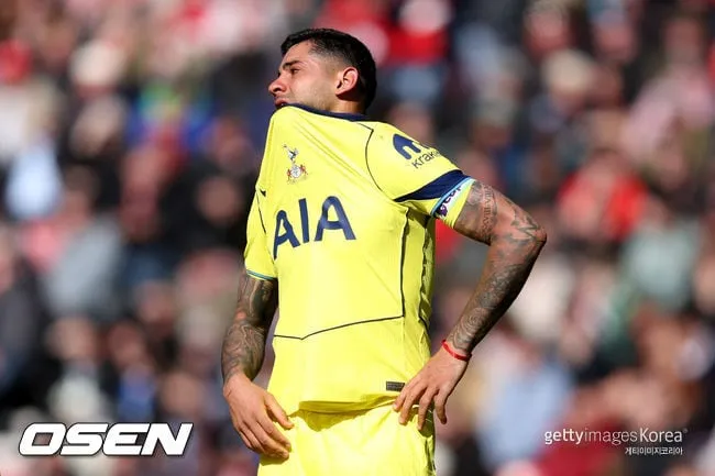 Tottenham’s Romero Suffers Season-Ending Cruciate Ligament Injury Tottenham’s Romero Suffers Season-Ending Cruciate Ligament Injury