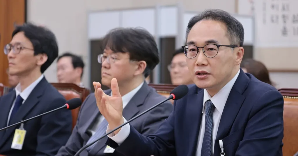 Prosecutor Slams Daejang-dong ‘Public Thieves’ in Key Assembly Hearing