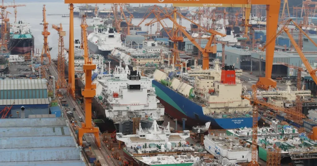 Labor Panel: Hanhwa Ocean Must Negotiate with Outsourced Shipyard Workers Labor Panel: Hanhwa Ocean Must Negotiate with Outsourced Shipyard Workers