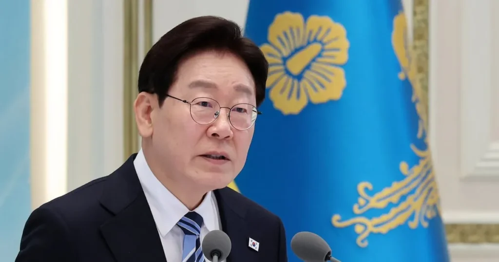 Lee Jae-myung Pushes Stricter Hormuz Ship Screenings