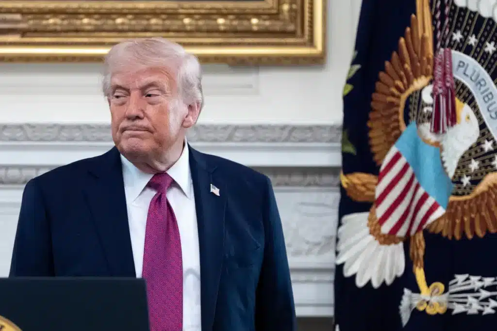 Trump Backs UAE Iran Stance, Eyes Currency Swap Deal