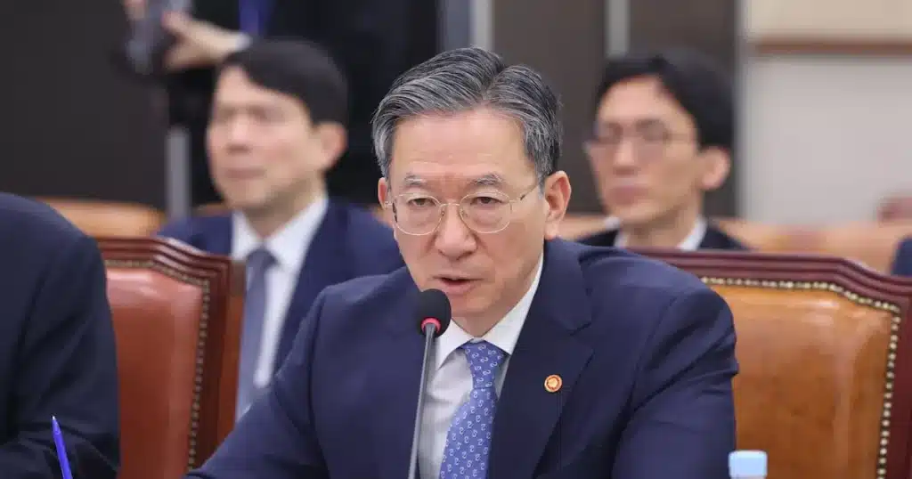 Justice Minister Jung Blasts Prosecutors for Aiding Yoon Rivals Purge