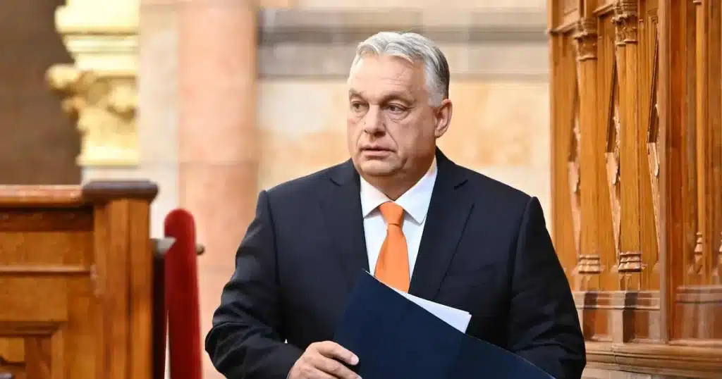 Orban Allies Flee Hungary for New York and Dubai Amid Crisis