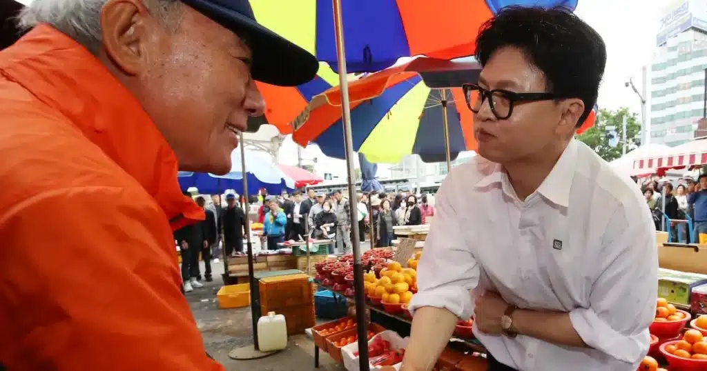 Han Dong-hoon Slams Lee Jae-myung Case Dismissal as ‘AI-Crazy’