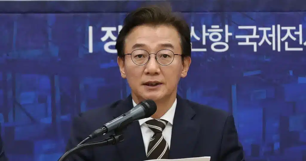 Jeon Jae-su Aides Smash PCs in Raid, Party Demands Direct Accountability