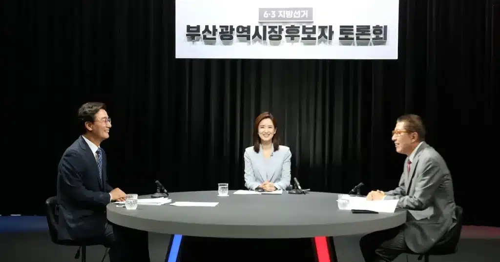 Busan Mayoral Candidates Clash Over Church Gifts and LCT Scandal Busan Mayoral Candidates Clash Over Church Gifts and LCT Scandal