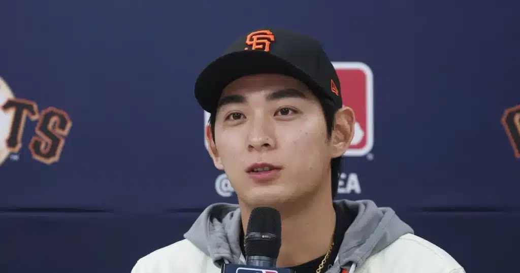 Lee Jung-hoo Sets New MLB Record with 5 Hits in One Game