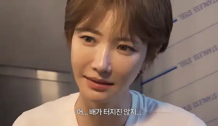Actress Go Joon-hee Denies Faking Ramen Feast Actress Go Joon-hee Denies Faking Ramen Feast