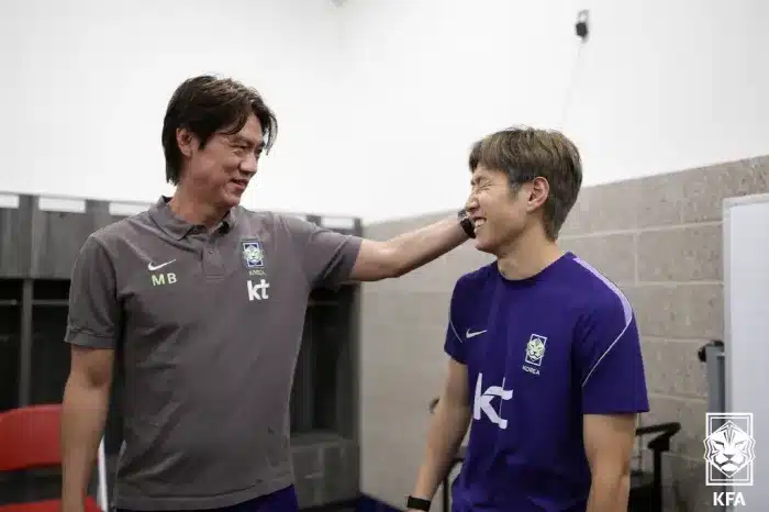 Lee Kang-in Joins National Team, Receives Warm Welcome Lee Kang-in Joins National Team, Receives Warm Welcome