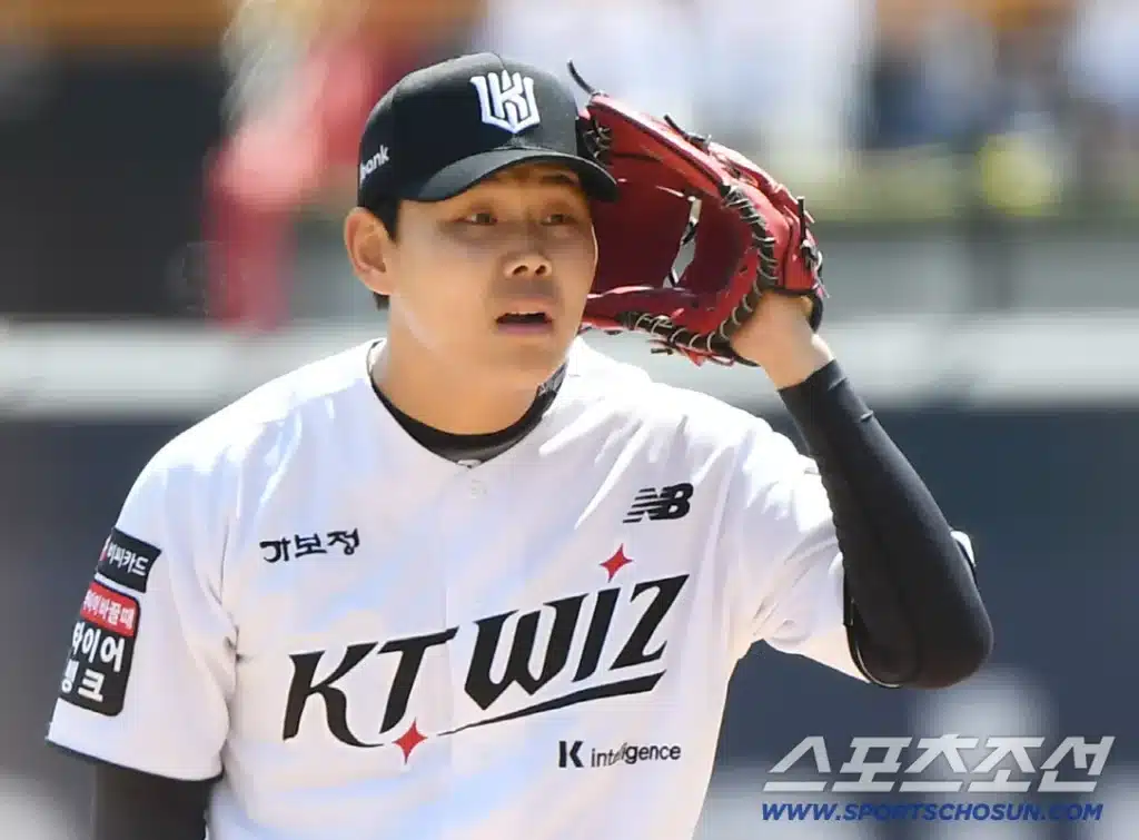 KT Wiz Pitching Staff Faces Strain Amid Injuries, Seeking Solutions