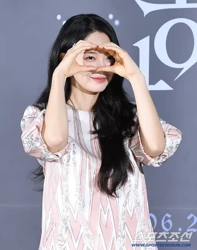 Shin Min-a’s New Thriller ‘The Pupil’ Promises Gripping Suspense Shin Min-a’s New Thriller ‘The Pupil’ Promises Gripping Suspense