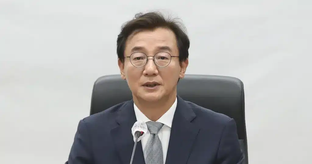 Busan Mayor Vows to Build Pride-Inspiring Stadium Busan Mayor Vows to Build Pride-Inspiring Stadium