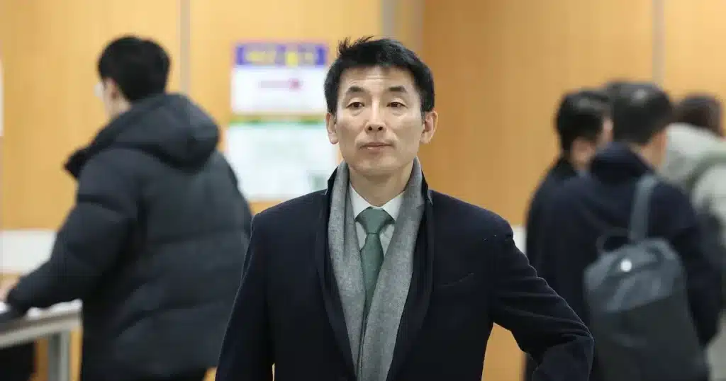 Former Defense Minister Kim Yong-hyun’s Legal Team Expands