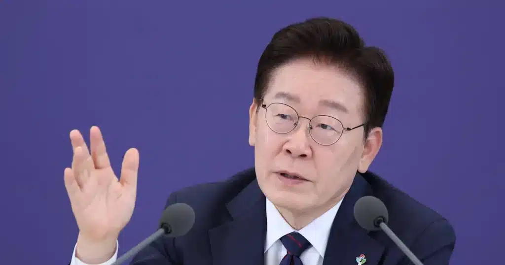 President’s Approval Rating Drops for Sixth Consecutive Week