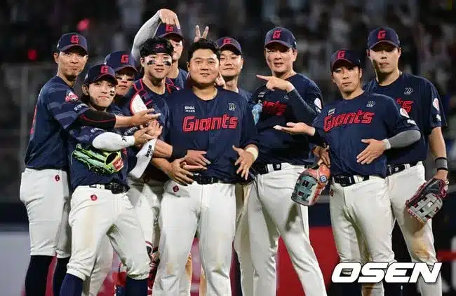 Lotte Giants Secure Victory with Strong Pitching and Han Dong-hee’s Homer Lotte Giants Secure Victory with Strong Pitching and Han Dong-hee’s Homer