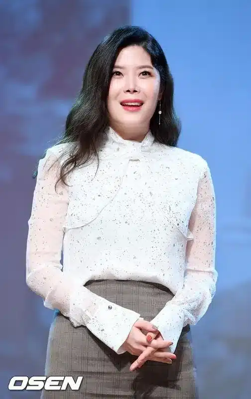Singer Lyn Opens Up About Post-Divorce Feelings on ‘My Little Old Boy’ Singer Lyn Opens Up About Post-Divorce Feelings on ‘My Little Old Boy’