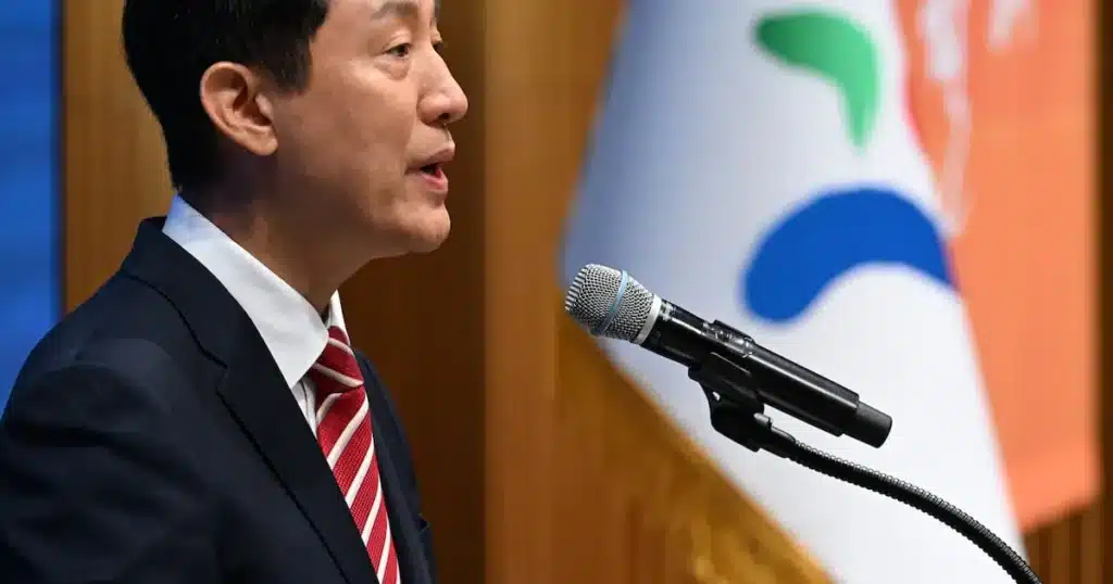 Seoul Mayor Expresses Concerns Over Military Academy Consolidation Plan Seoul Mayor Expresses Concerns Over Military Academy Consolidation Plan