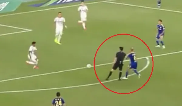 Controversial Call in Ulsan vs. Jeonbuk Match Sparks Debate Controversial Call in Ulsan vs. Jeonbuk Match Sparks Debate