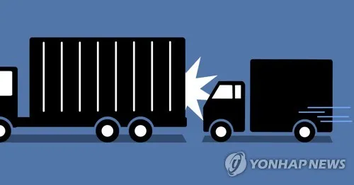 Truck Collision on Zhongbu Expressway Causes Delays, One Injured Truck Collision on Zhongbu Expressway Causes Delays, One Injured